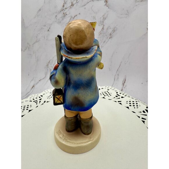 Hummel Hear Ye, Hear Ye, #15/0, TMK5, 1970s, Germany, Boy Blowing horn - Picture 4 of 10